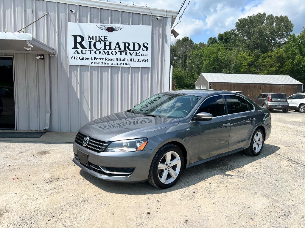2014 Volkswagen Passat 1.8T S DSG's photo