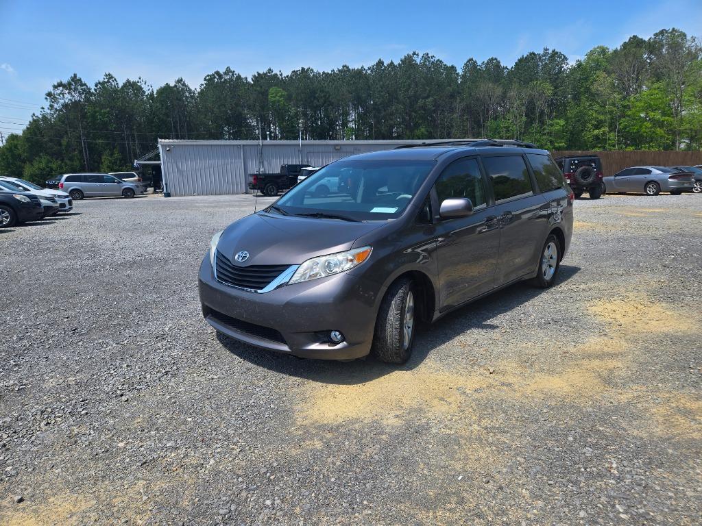 2012 Toyota Sienna