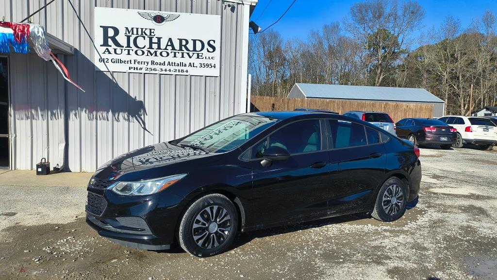 2016 Chevrolet Cruze LS's photo